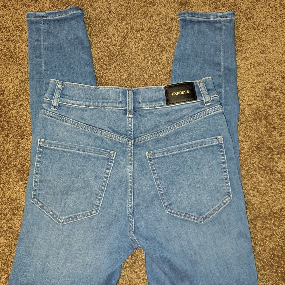 Express Skinny High Rise Distressed Jeans size 2R - Picture 4 of 12